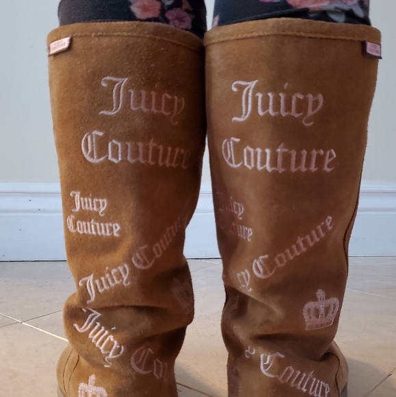 JUICY COUTURE BROWN SUEDE BOOTS - Picture 4 of 11